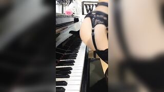 Riley Reid Onlyfans (Video 34)