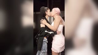MilkyPuff and Destiny Fomo Makeout Session