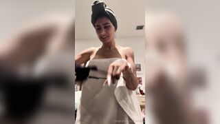 Mia Khalifa Post Shower Tease Video Leaked