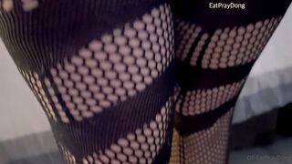 Eatpraydong -- Solo Video