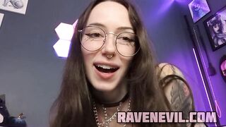 Raven Evil -  Mommy Stuffs You