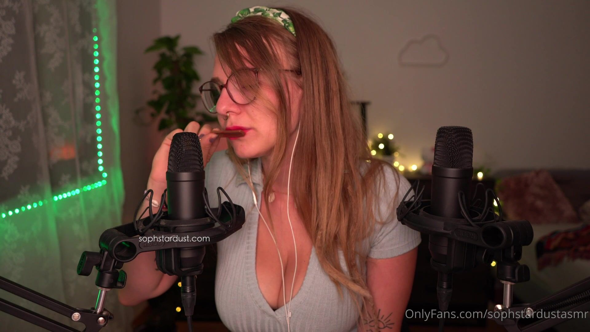 Soph Stardust ASMR