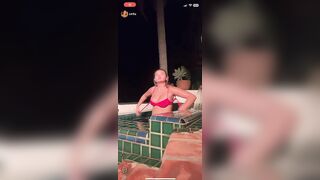 Sofia Jamora TikTok Live flash_oops!