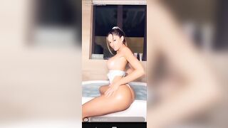 Lyna Perez Nude Bathing Show Video