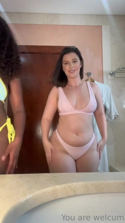 iammia1 onlyfans with her friend