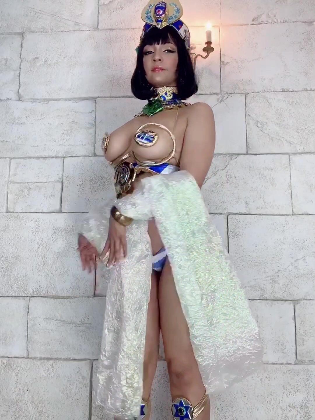 P.C OF - Manace Tease