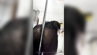 Afroditaylunita poledance