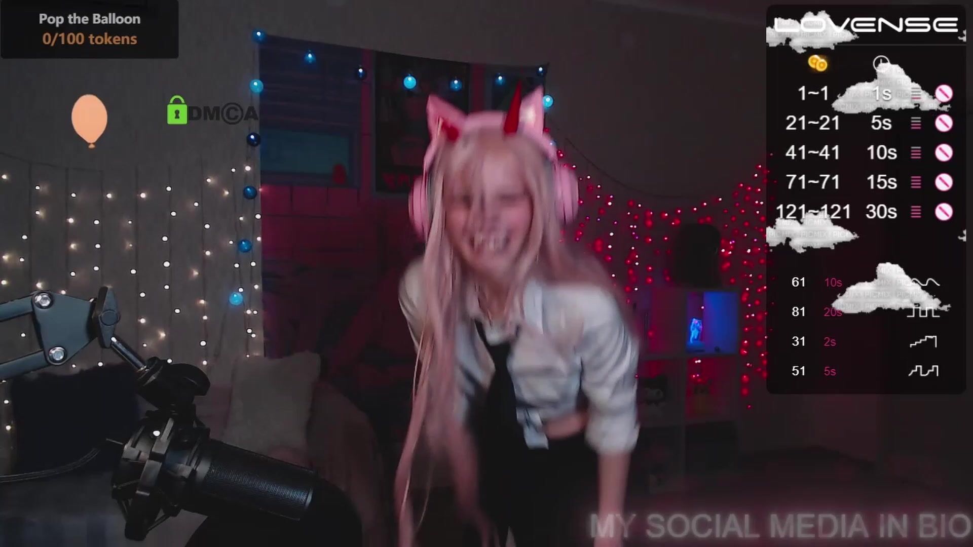 Marissareis show tits