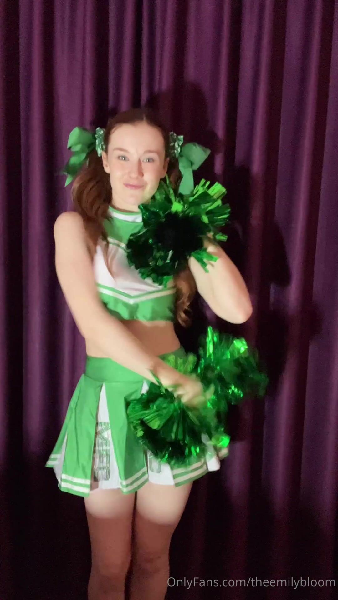 Emily Bloom - OnlyFans Cheerleader