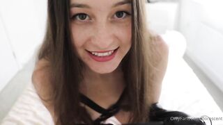 Florescent ASMR tits and pussy tie you up