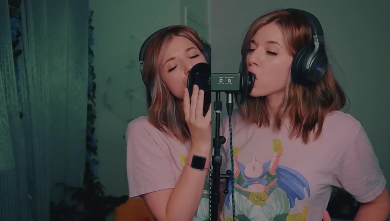 Lilly Vinnily - Multi-Level Mouth Sounds