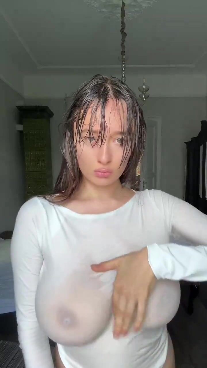 Sasha Hu Wet See Through Tits Onlyfans
