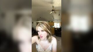 fancylittlefork flashing her tits and ass live on twitch