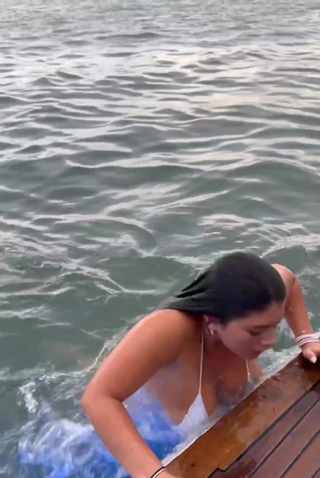 Colleen Sheehan Huge Tits Wet Onlyfans