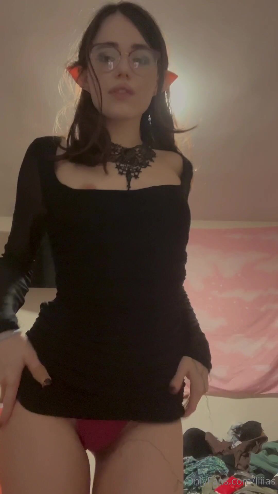 liiias vampire cosplay striptease