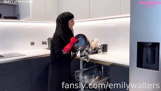 Aaliyah Yasin  Emily Walters threesome