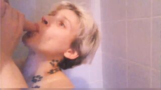 kleineshot drink Pee