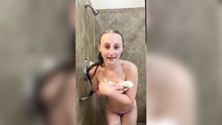 onlyfans ava cherry bath