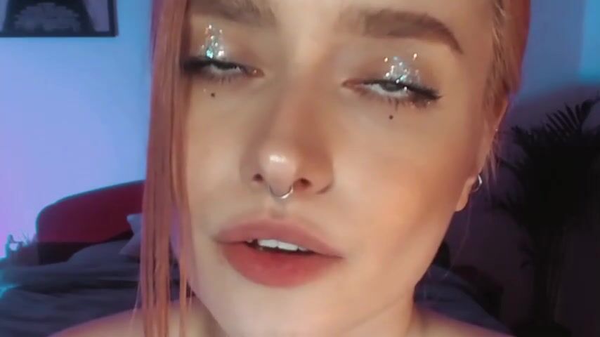 Yvie Camshow JOI