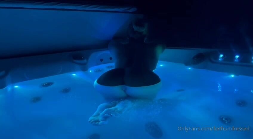 B.B OF - Ass In The Hottub