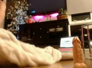 Brina Nellie cam show