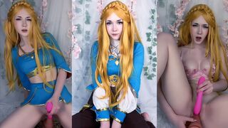 Emiigotchi Zelda cosplay masturbation with sex toys