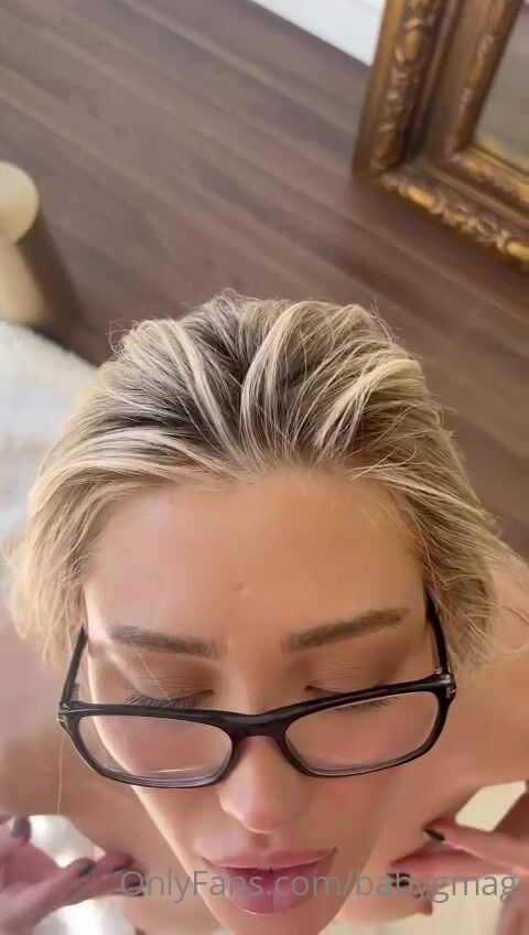 Stefanie Knight Glasses BG