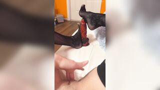Tabby Ridiman aka Tabs24x7 - Getting My Holes All Warmed Up (Short Clip)