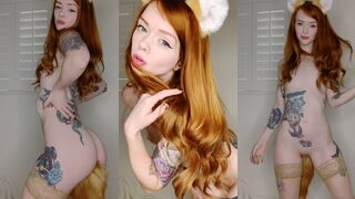 Foxy girl WeeJulieTots flashes her innie pussy