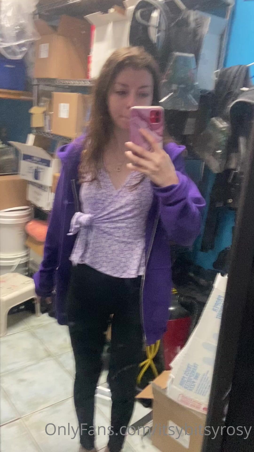 Itsybitsyrosy enticing you further