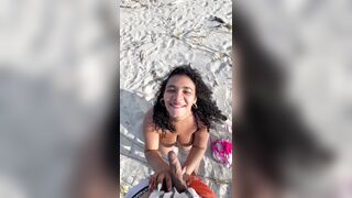 Karlamelito beach bg