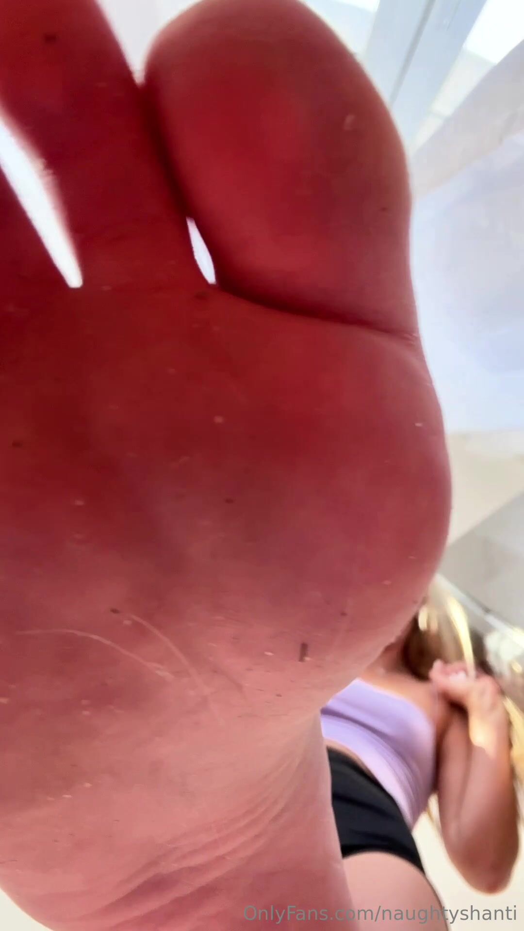 naughtyshanti foot slave desiresubmissive to naughtyshanti feetnaughtyshanti dominates with feet