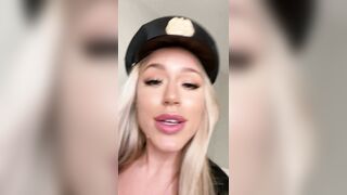 Elle Brooke