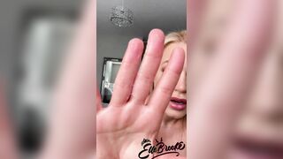 Elle Brooke