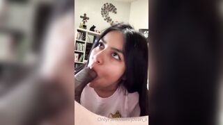 Daisy Latina Sensual BJ 32