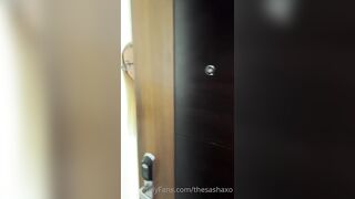 Sharnaxo Beckman Gets Fucked By House Buyer