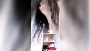 Panther-A nude in rose petals