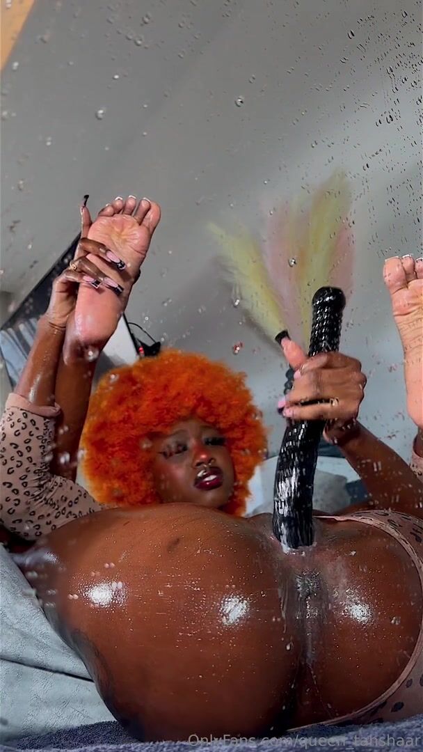 Ebony Squirting Hard - Q.T