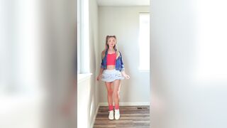 Bougie_bb - Change her clothes