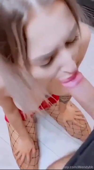 Wendybb Nude Strip Blowjob With Facial