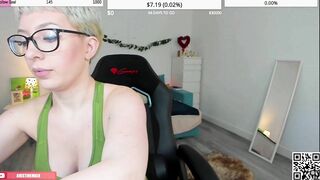 KristineMaia Flashing Big Tits On Twitch Live Stream