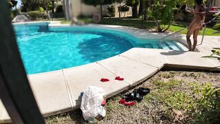 AlohaKiara aka HawaiianGeisha - Voyeur Watch Me Masturbate At Public Hotel Pool