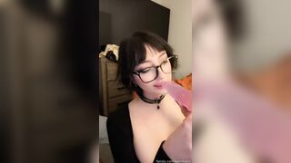 Kenalialuv Makes a Bad Day Better