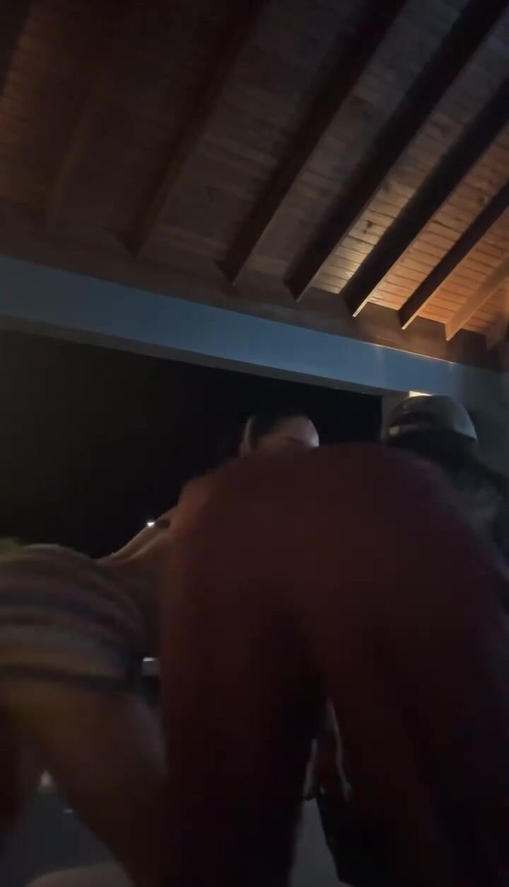 Janet Guzman twerking