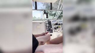 bearuby blow and ride on boat