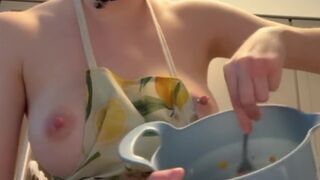 Kenalialuv POV im making you dinner