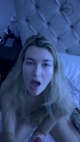 Sabrina Vaz ASMR