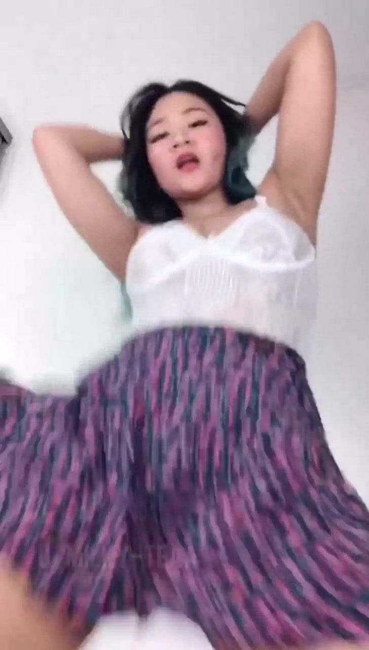 Jasmine Teaa TikTok Dance
