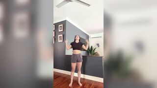 Brunettebaby/sarahb/sara.h44 handstand twerk