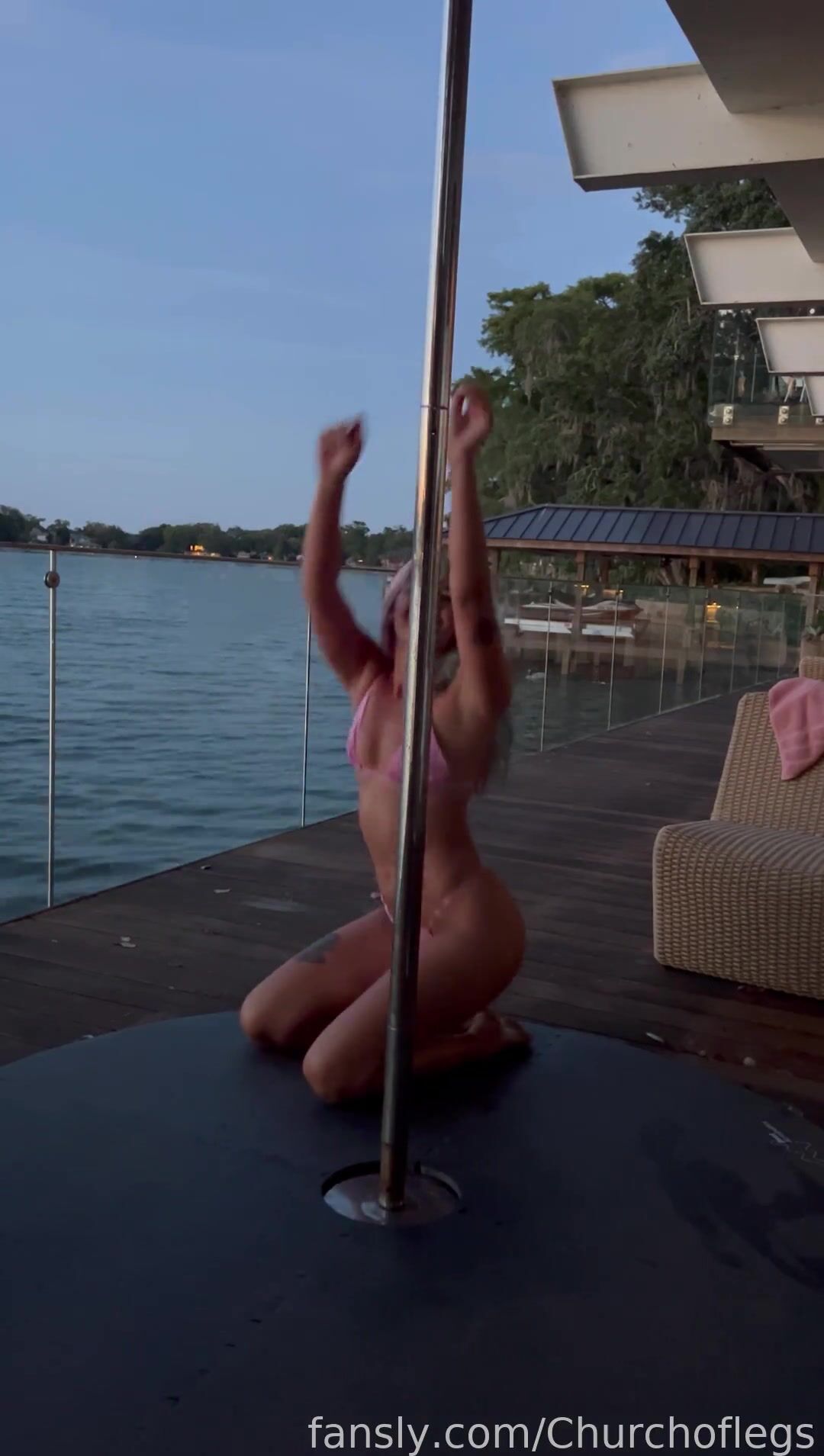 S.X.R OF - Pole Dancing